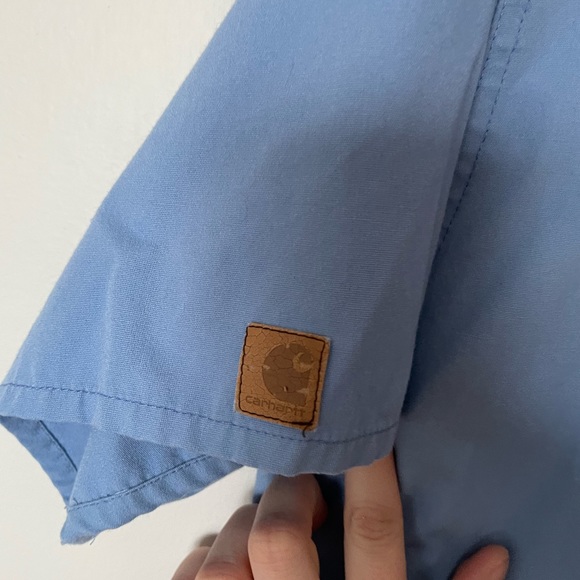 Carhartt women’s light blue scrub top size medium. Preowned. Good condition - Picture 4 of 8
